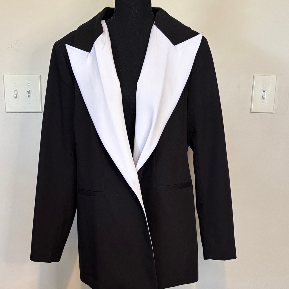 Eloquii Black and White Blazer